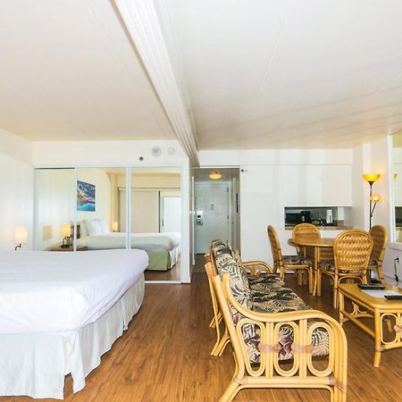 Апартаменты Ilikai Tower 1127 Yacht Harbor View 1Br Гонолулу Экстерьер фото